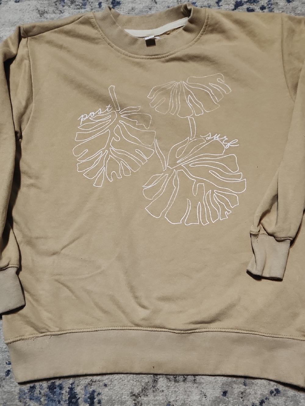 💘 Post Surf Beige Monstera Sand Crewneck Sweatshirt